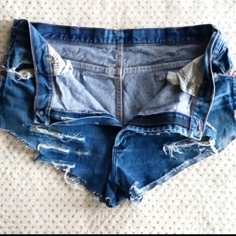 90's Vintage Wrangler High Waist Cut- Off Denim Cheeky Jean Shorts - Picture 4 of 15